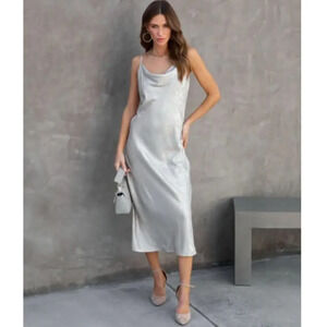 NWT DRESS FORUM for VICI Metallic Cowl Neck Midi Slip‎ Dress